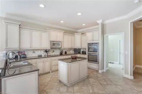 11382 Stratham Loop, Estero, FL 33928 photo 3