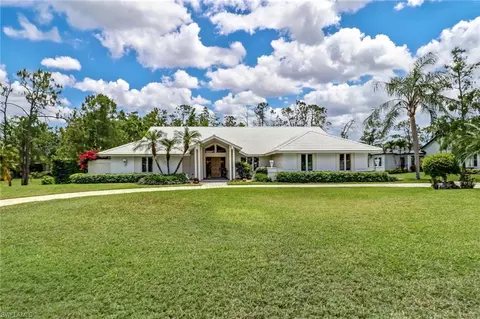 4356 Silver Fox Dr, Naples, FL 34119 photo 3