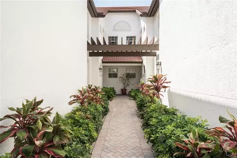 2425 Game Hawk Ct #1401, Naples, FL 34105 photo 2