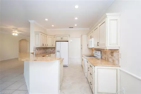 2425 Game Hawk Ct #1401, Naples, FL 34105 photo 8