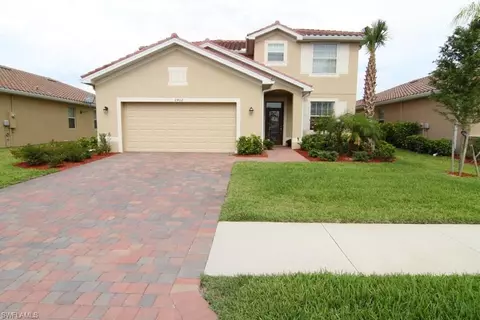 2402 Heydon Cir E, Naples, FL 34120 photo 1