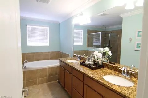 2402 Heydon Cir E, Naples, FL 34120 photo 11
