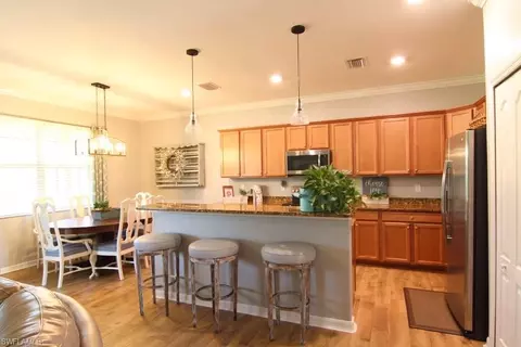2402 Heydon Cir E, Naples, FL 34120 photo 8