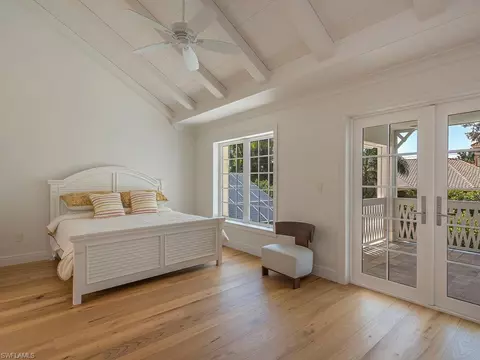 780 Orchid Dr, Naples, FL 34102 photo 8