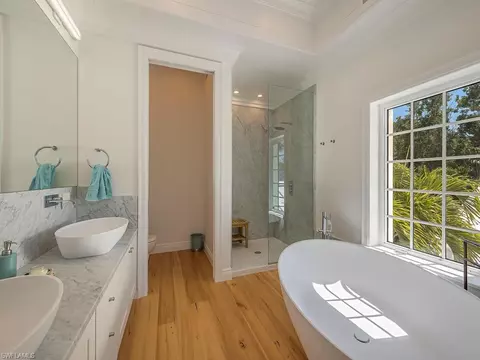 780 Orchid Dr, Naples, FL 34102 photo 9