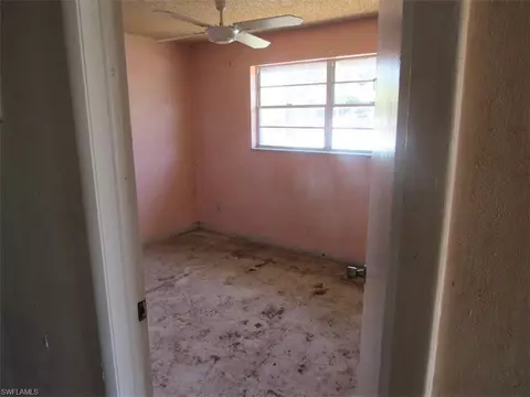 4520 Normandy Dr, Naples, FL 34112 photo 15