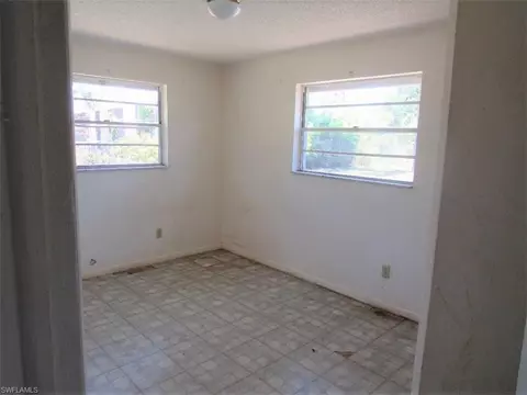 4520 Normandy Dr, Naples, FL 34112 photo 16