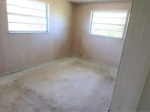 4520 Normandy Dr, Naples, FL 34112 photo 8