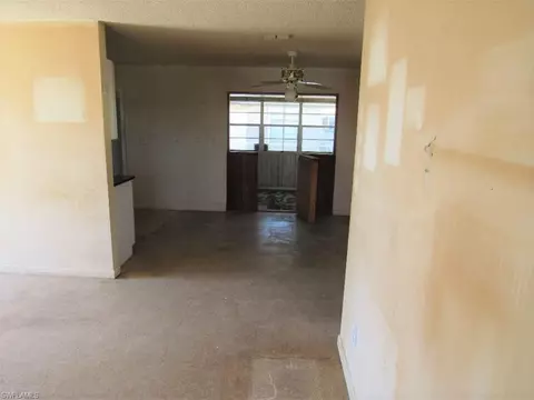 4520 Normandy Dr, Naples, FL 34112 photo 4