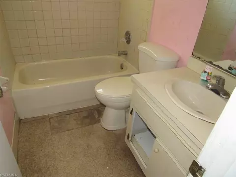 4520 Normandy Dr, Naples, FL 34112 photo 13