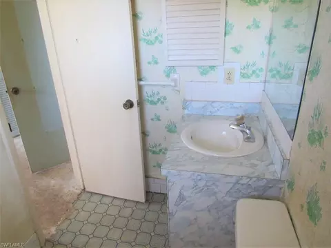 4520 Normandy Dr, Naples, FL 34112 photo 10