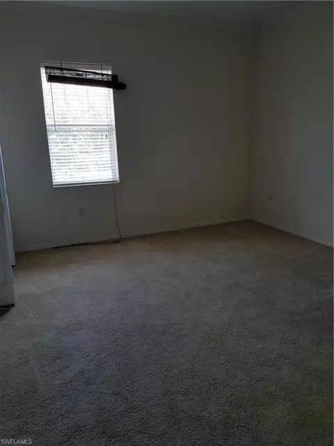 990 Peggy Cir #403, Naples, FL 34113 photo 9