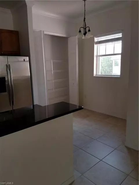 990 Peggy Cir #403, Naples, FL 34113 photo 4