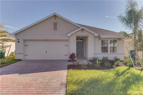 656 Hadley Pl E, Naples, FL 34104 photo 1