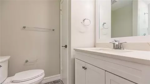 4701 Dorando Dr, Naples, FL 34103 photo 14