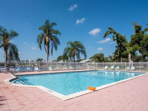 2016 Piccadilly Circus, Naples, FL 34112 photo 22