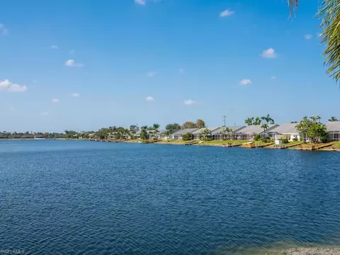 2016 Piccadilly Circus, Naples, FL 34112 photo 27