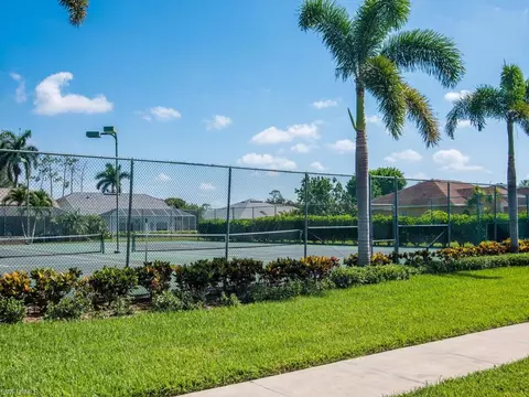 2016 Piccadilly Circus, Naples, FL 34112 photo 33
