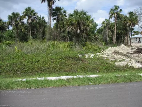 4085 28th Ave SE, Naples, FL 34117 photo 3