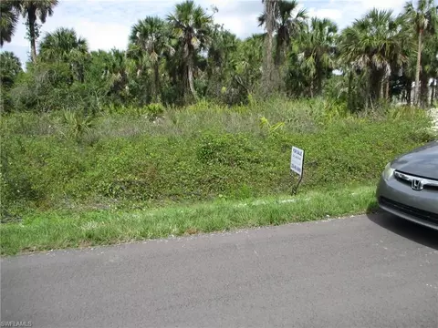 4085 28th Ave SE, Naples, FL 34117 photo 8