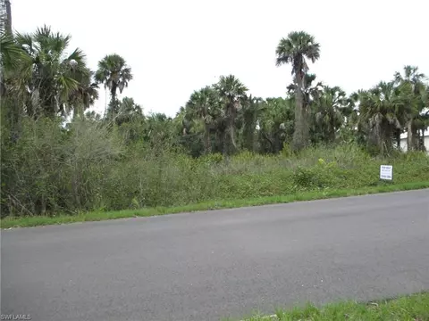 4085 28th Ave SE, Naples, FL 34117 photo 1