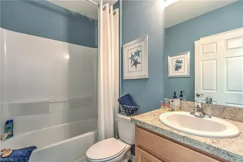 652 Hadley Pl E, Naples, FL 34104 photo 5