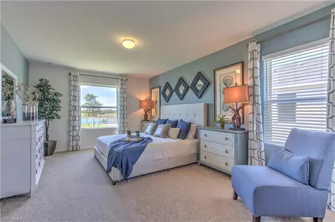 652 Hadley Pl E, Naples, FL 34104 photo 8