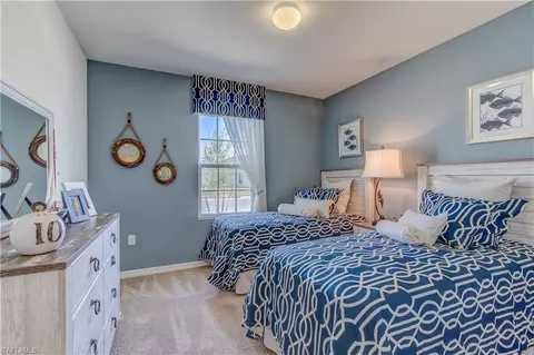 652 Hadley Pl E, Naples, FL 34104 photo 9