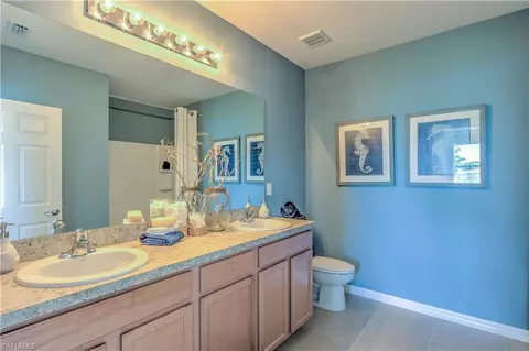 652 Hadley Pl E, Naples, FL 34104 photo 6