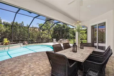 4936 Rustic Oaks Cir, Naples, FL 34105 photo 18