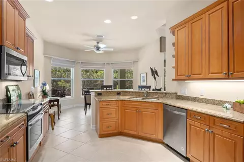 4936 Rustic Oaks Cir, Naples, FL 34105 photo 3