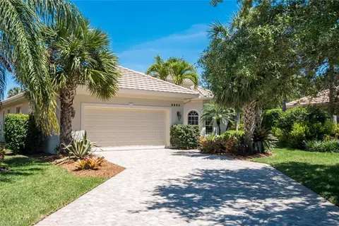 4936 Rustic Oaks Cir, Naples, FL 34105 photo 2