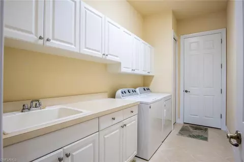 4936 Rustic Oaks Cir, Naples, FL 34105 photo 15