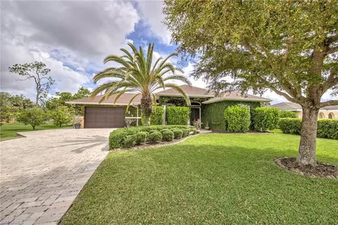 71 Madison Dr, Naples, FL 34110 photo 22