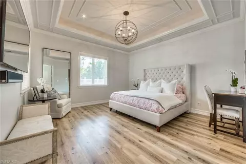 71 Madison Dr, Naples, FL 34110 photo 10