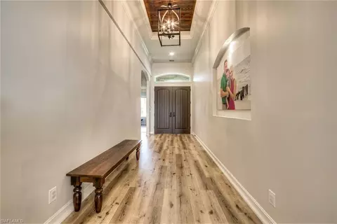 71 Madison Dr, Naples, FL 34110 photo 4