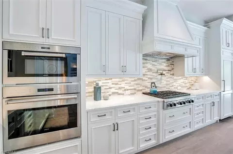 393 Springline Dr, Naples, FL 34102 photo 9