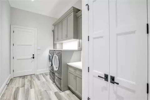 393 Springline Dr, Naples, FL 34102 photo 23