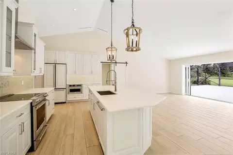6601 Southfork, Naples, FL 34108 photo 8