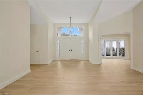 6601 Southfork, Naples, FL 34108 photo 4