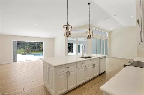 6601 Southfork, Naples, FL 34108 photo 9