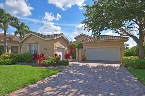 2117 Par Dr, Naples, FL 34120 photo 1
