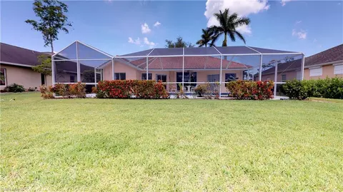 4914 Berkeley Dr, Naples, FL 34112 photo 7