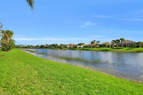 8733 Querce Ct, Naples, FL 34114 photo 13