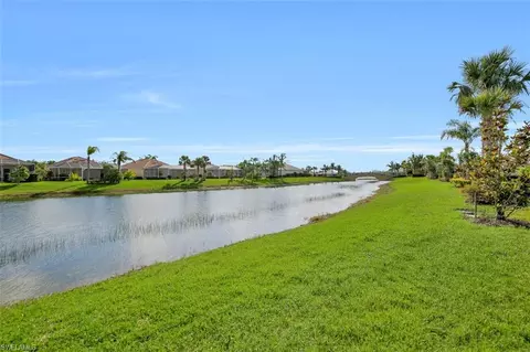8733 Querce Ct, Naples, FL 34114 photo 15