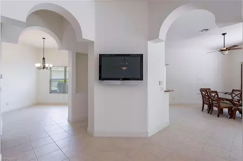 20316 Foxworth Cir, Estero, FL 33928 photo 3