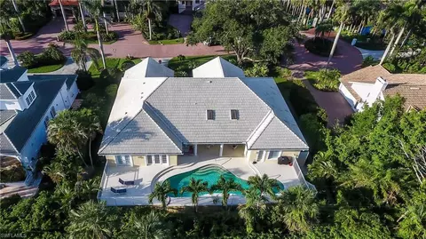 2020 Gordon Dr, Naples, FL 34102 photo 4