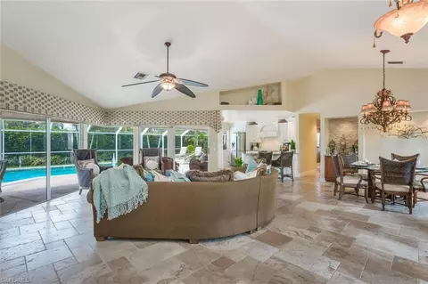 5265 Berkeley Dr, Naples, FL 34112 photo 4