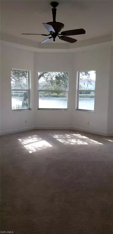 2015 Par Dr, Naples, FL 34120 photo 2