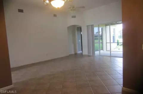 8331 Valiant Dr, Naples, FL 34104 photo 3